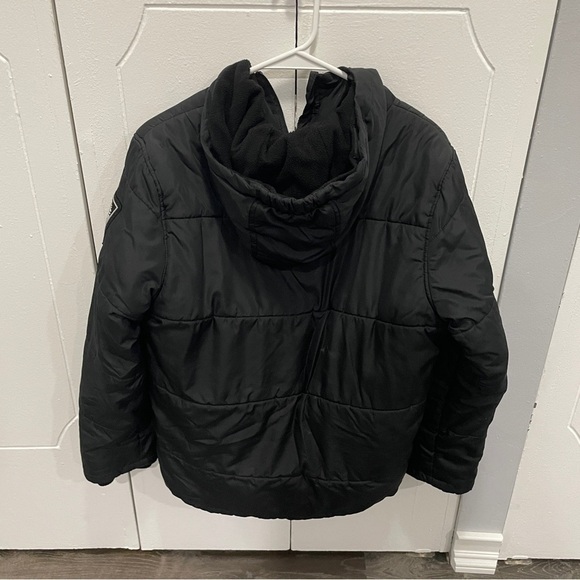 Timberland Black Full Zip Puffer Jacket - Picture 2 of 15